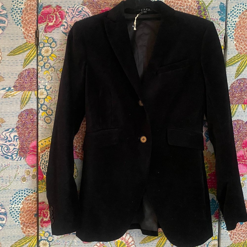 NWOT THEORY Women's black velvet, long line blazer size 4